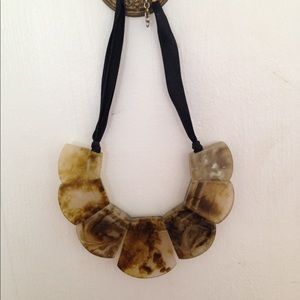 Marbled bead bob style necklace